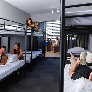 Hostel Gilligan's & 